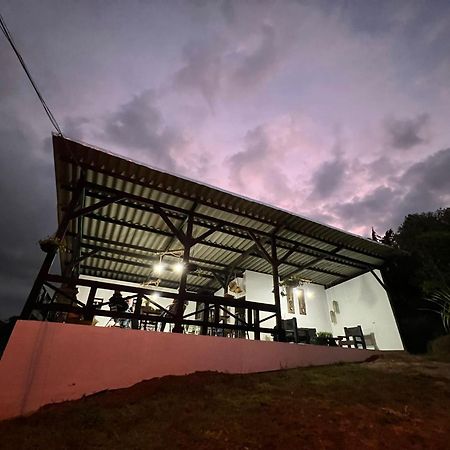 Hostal Restaurante Checha Yumbo 外观 照片