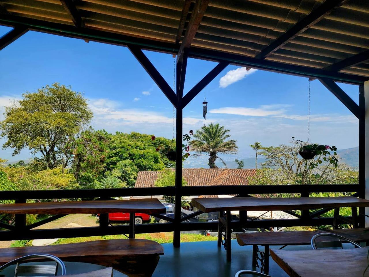 Hostal Restaurante Checha Yumbo 外观 照片
